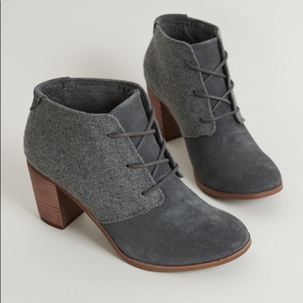 TOMS 2” heels